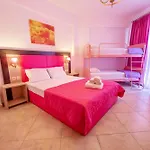 Sea Pearl Luxury Апартаменты Неа-Врасна